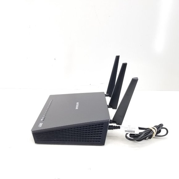 NETGEAR Nighthawk DST AC1900 Dual-Band Mesh Wi-Fi R7300 Router w/ Power Cord - Picture 2 of 6